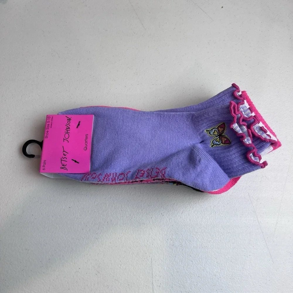 Betsey Johnson Womens Quarter Crew Socks 6 Pair Pink Purple White Gray Size 5-10